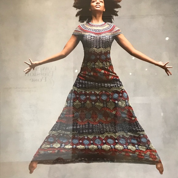 Meet your Posher, Debbie - Picture 3 of 3